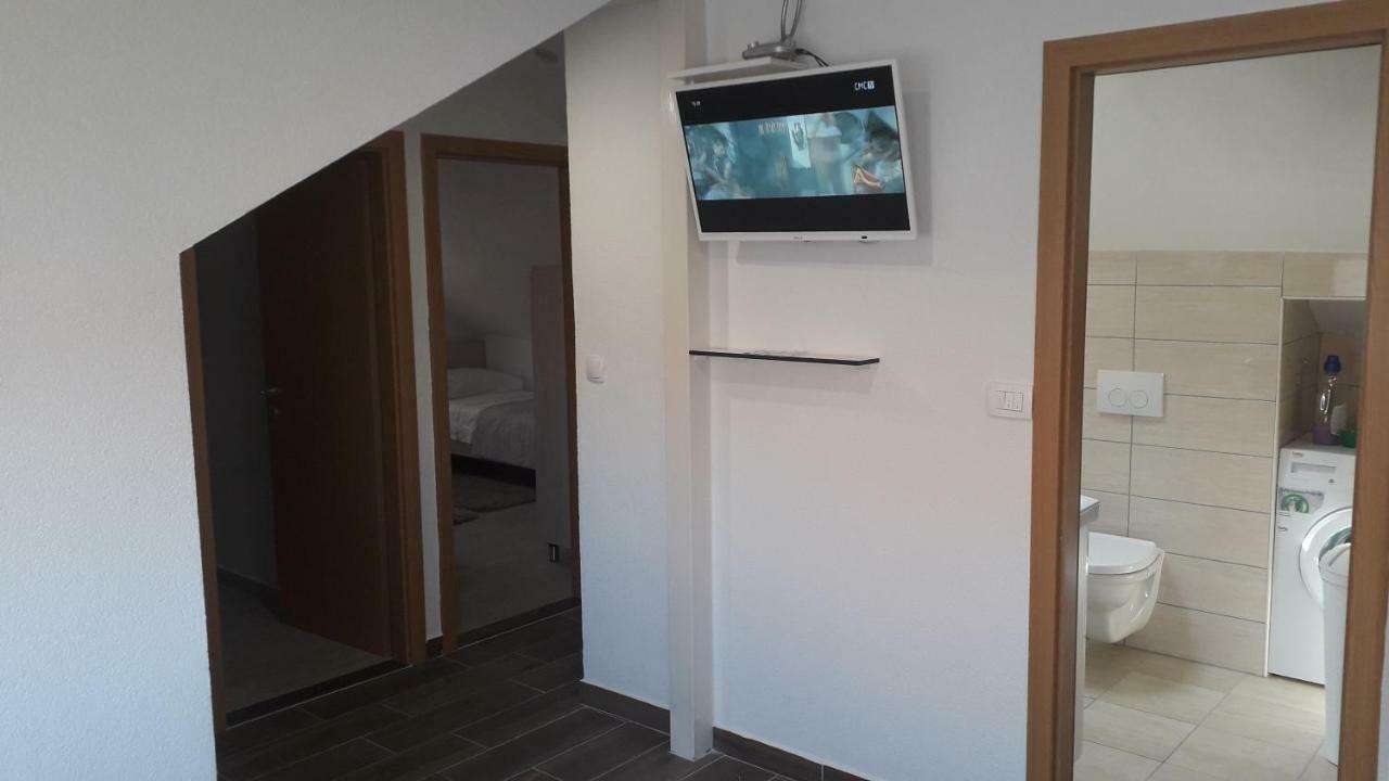 Apartmani Zilic Dugi Rat Eksteriør bilde