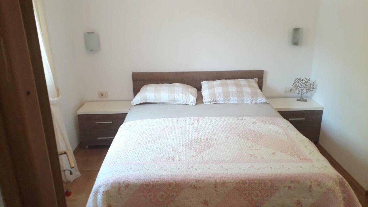Apartmani Zilic Dugi Rat Eksteriør bilde