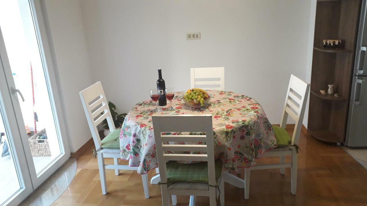 Apartmani Zilic Dugi Rat Eksteriør bilde