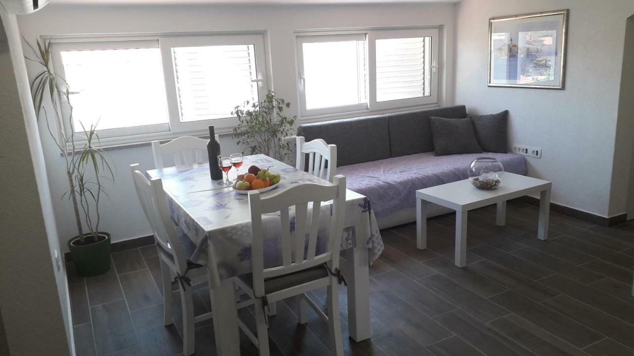 Apartmani Zilic Dugi Rat Eksteriør bilde